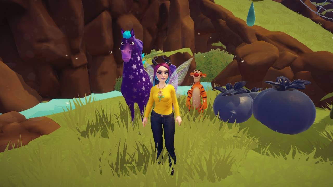 Disney Dreamlight Valley avatar standing near Tigger and a Wishblossom Horse for the 'A Honey Of A Problem' quest.